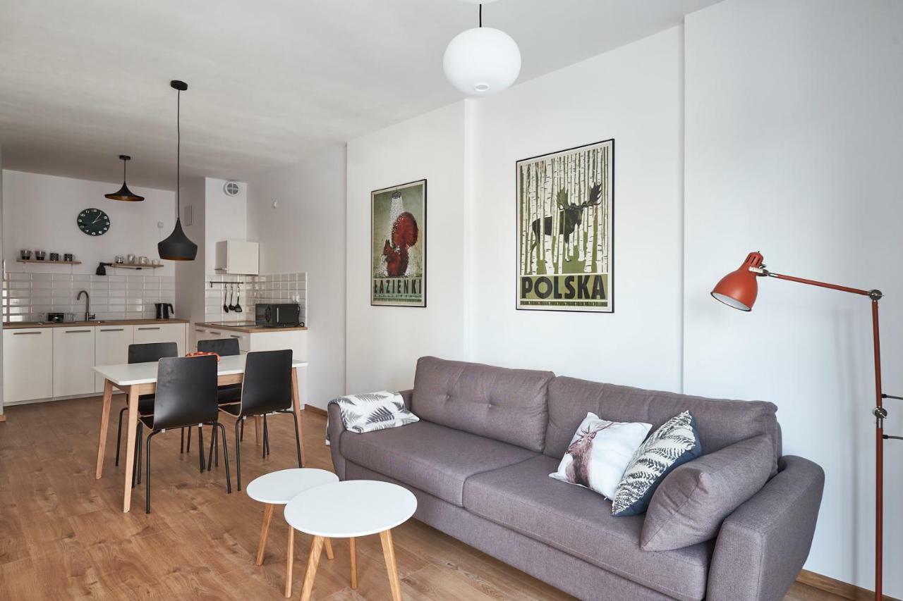 Modern Apartment In Warschau Buitenkant foto
